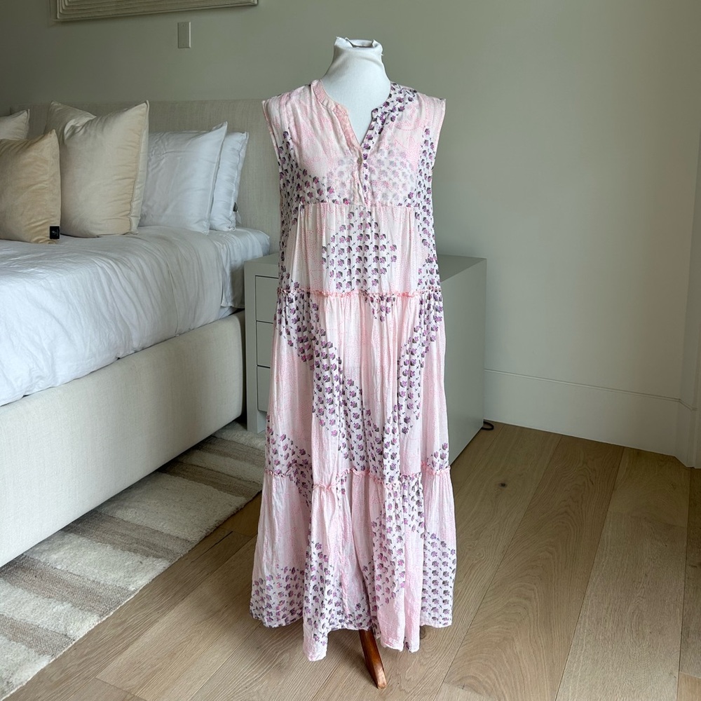 Pink and White Sleeveless V-Neck Maxi Dress